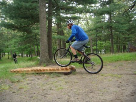 5-19-07-mtb-skills-clinic-177s.jpg